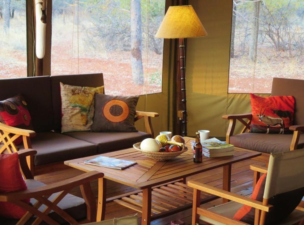 Iphofolo Lodge & Tented Camp Vivo Екстериор снимка