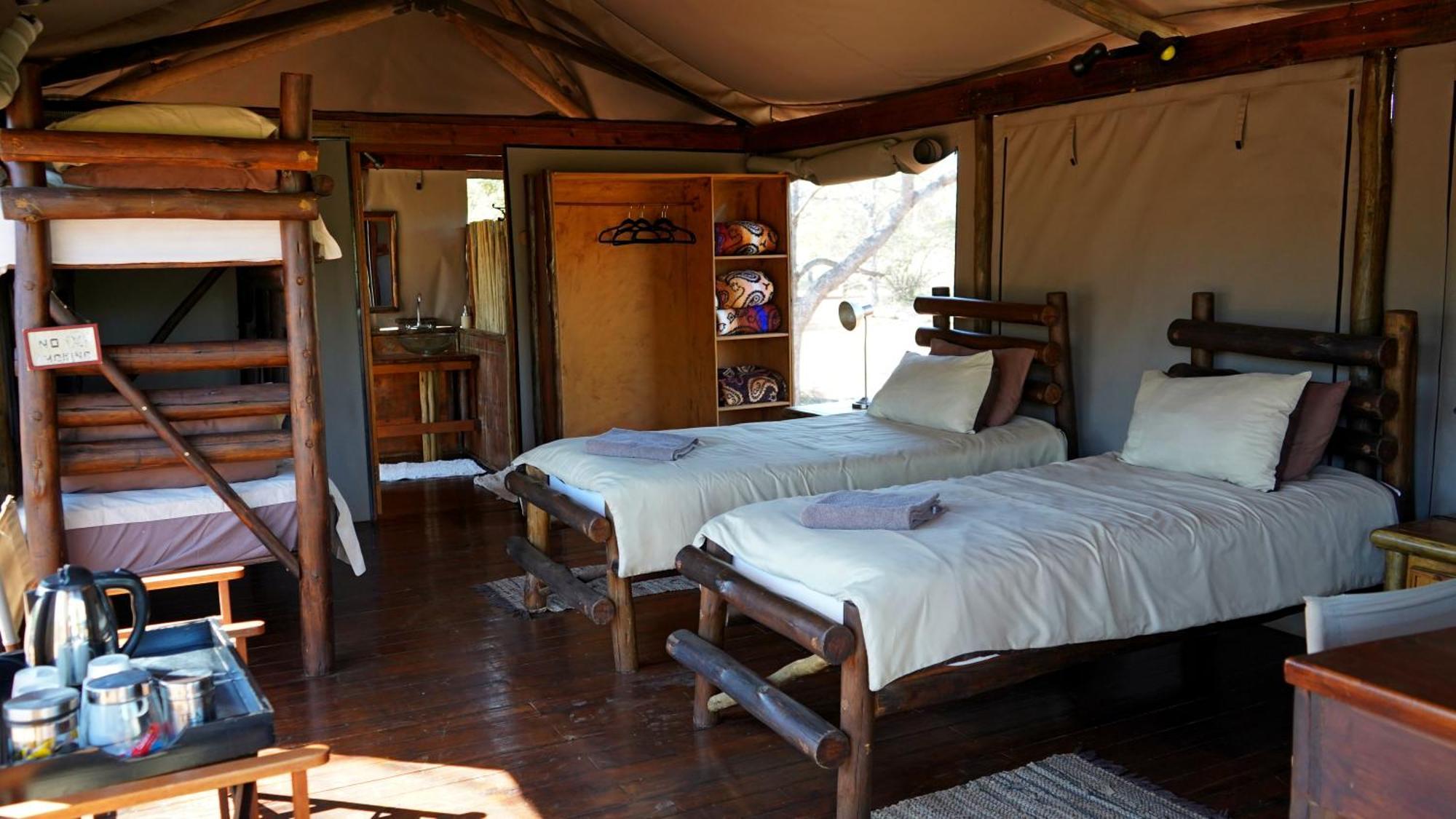 Iphofolo Lodge & Tented Camp Vivo Екстериор снимка