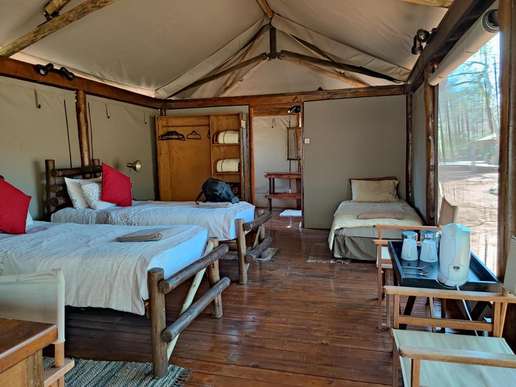 Iphofolo Lodge & Tented Camp Vivo Екстериор снимка