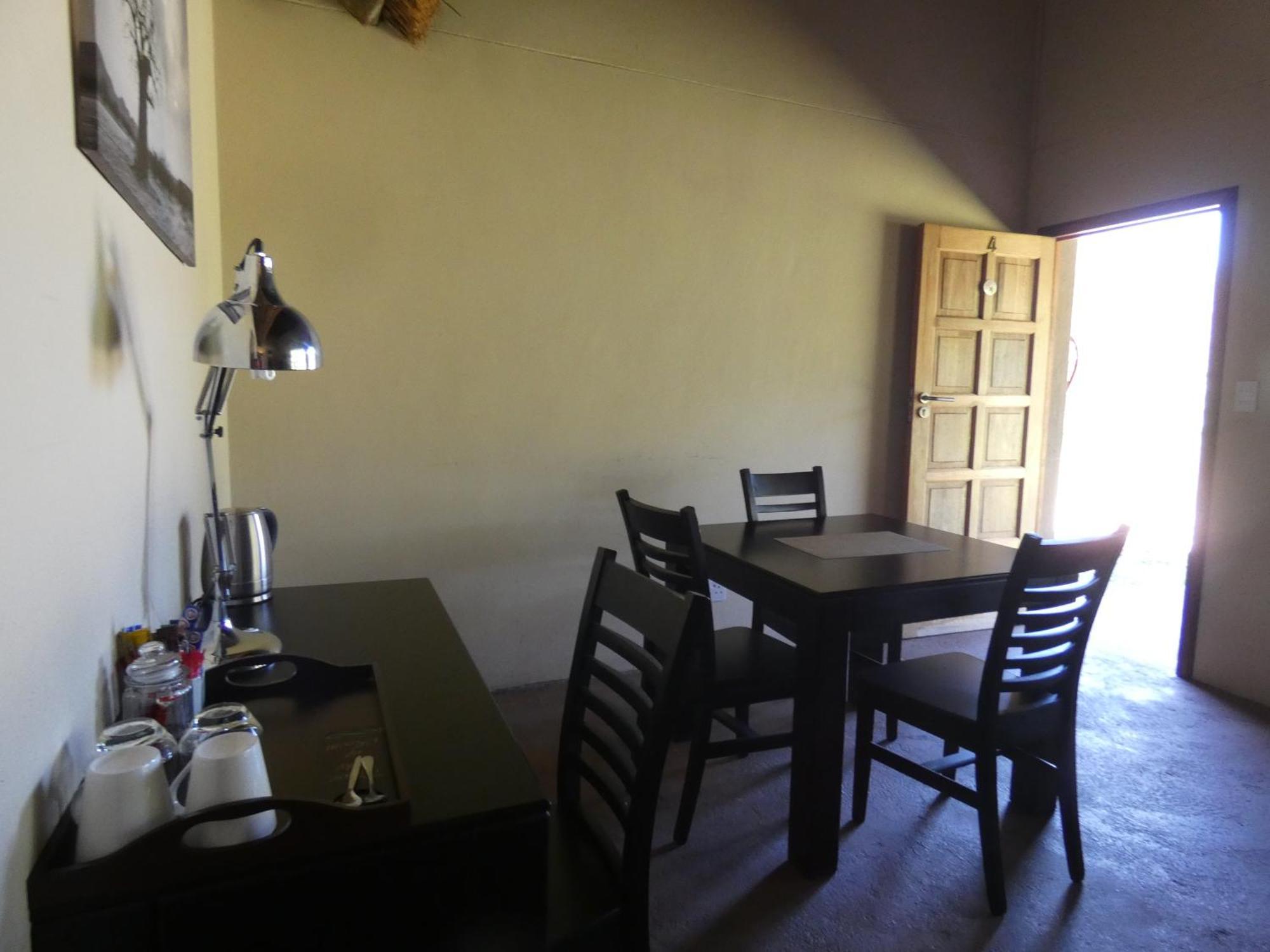 Iphofolo Lodge & Tented Camp Vivo Екстериор снимка