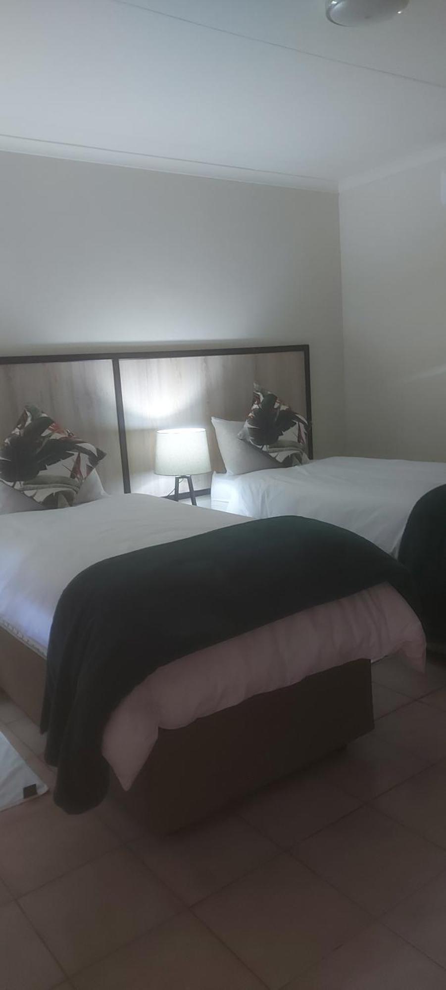 Iphofolo Lodge & Tented Camp Vivo Екстериор снимка